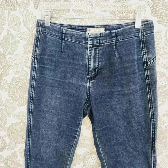Free People Women's Skinny Ankle Jeans Size 26 - Picture 3 of 7